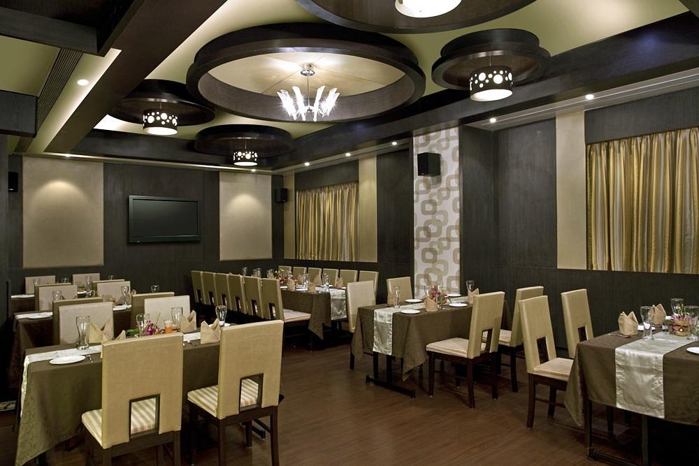 Hotel Supreme Heritage