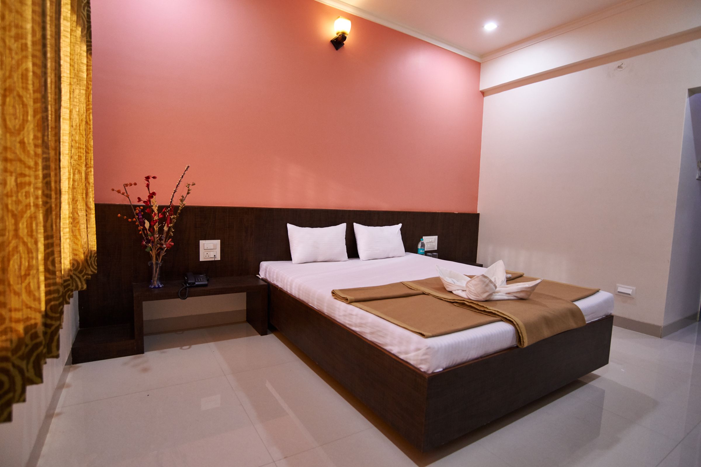 Hotel Pride Inn