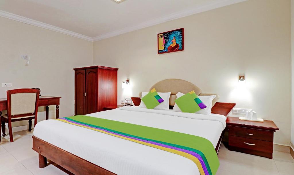 Treebo Trend Hotel Sabari Park Poojappura