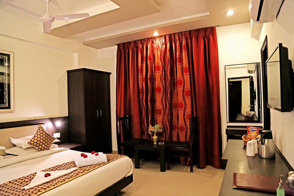 Narayans Leela Inn