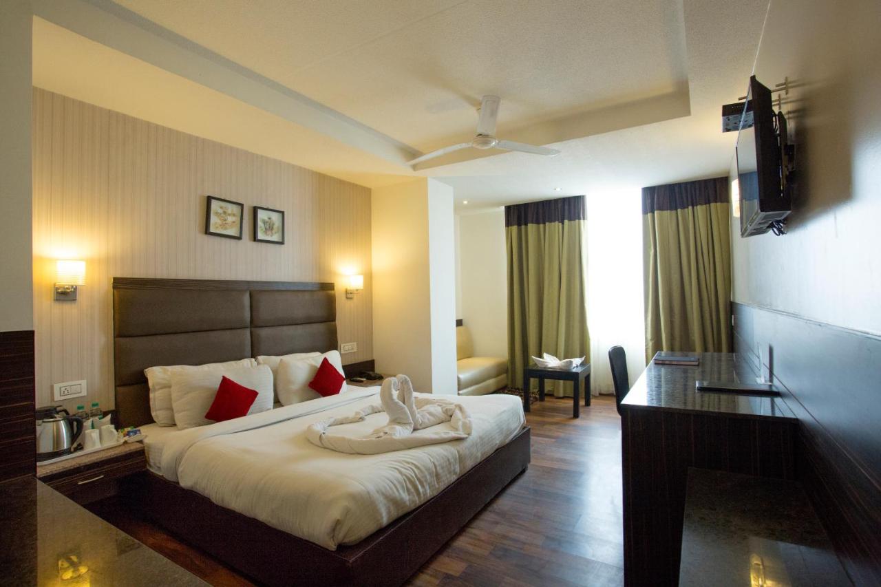 Hotel Sapphire