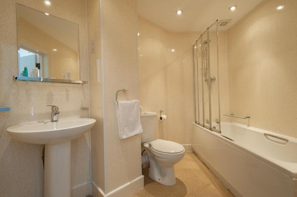 Town House Rooms
