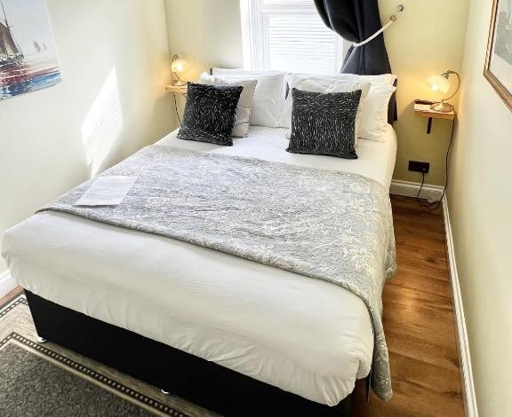 Devon House Guest House