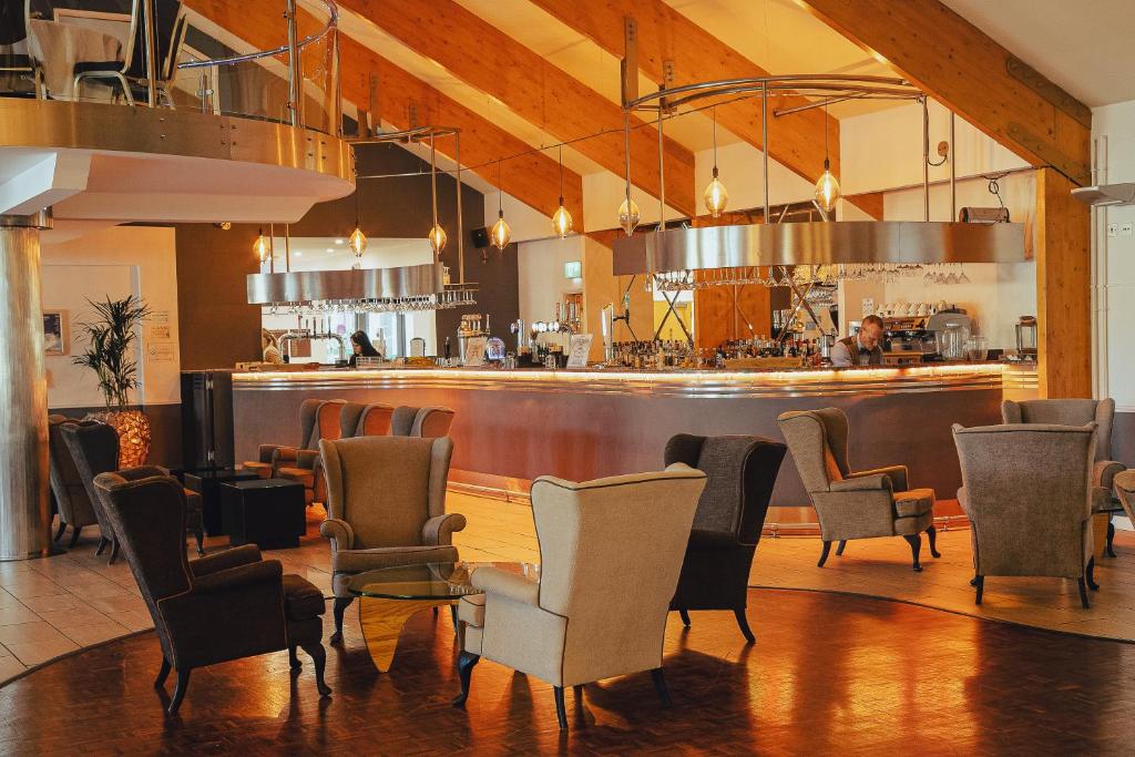 Draycote Hotel