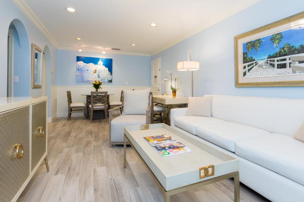 Crane's Beach House Boutique Hotel & Luxury Villas