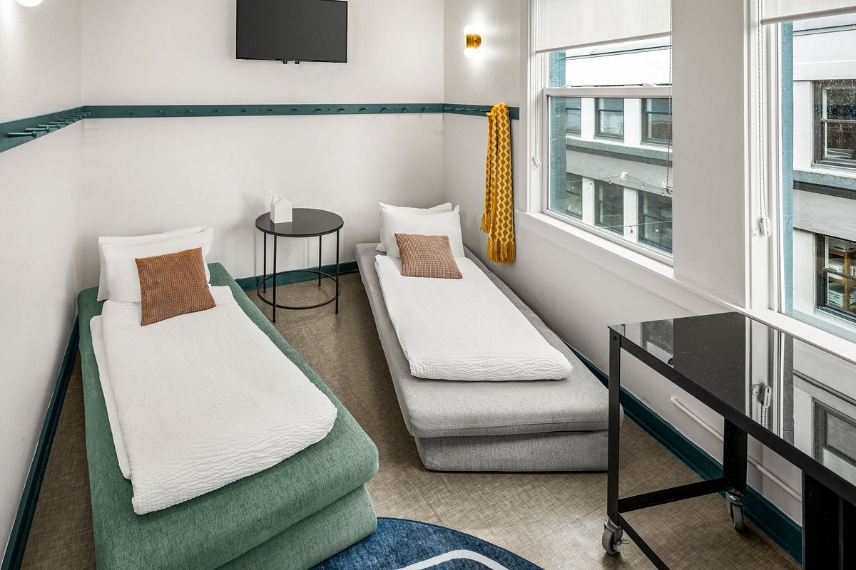 Silverbow Inn Hotel & Suites