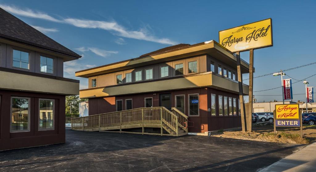 AArya Hotel By Niagara Fashion Outlets