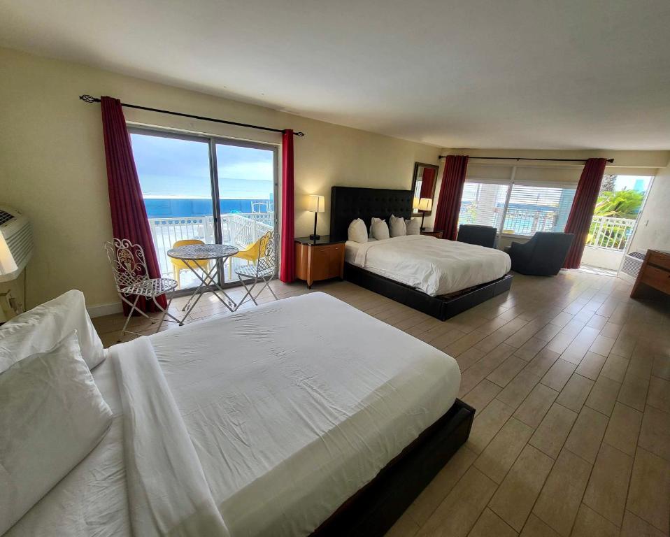 Chateau Mar Beach Resort