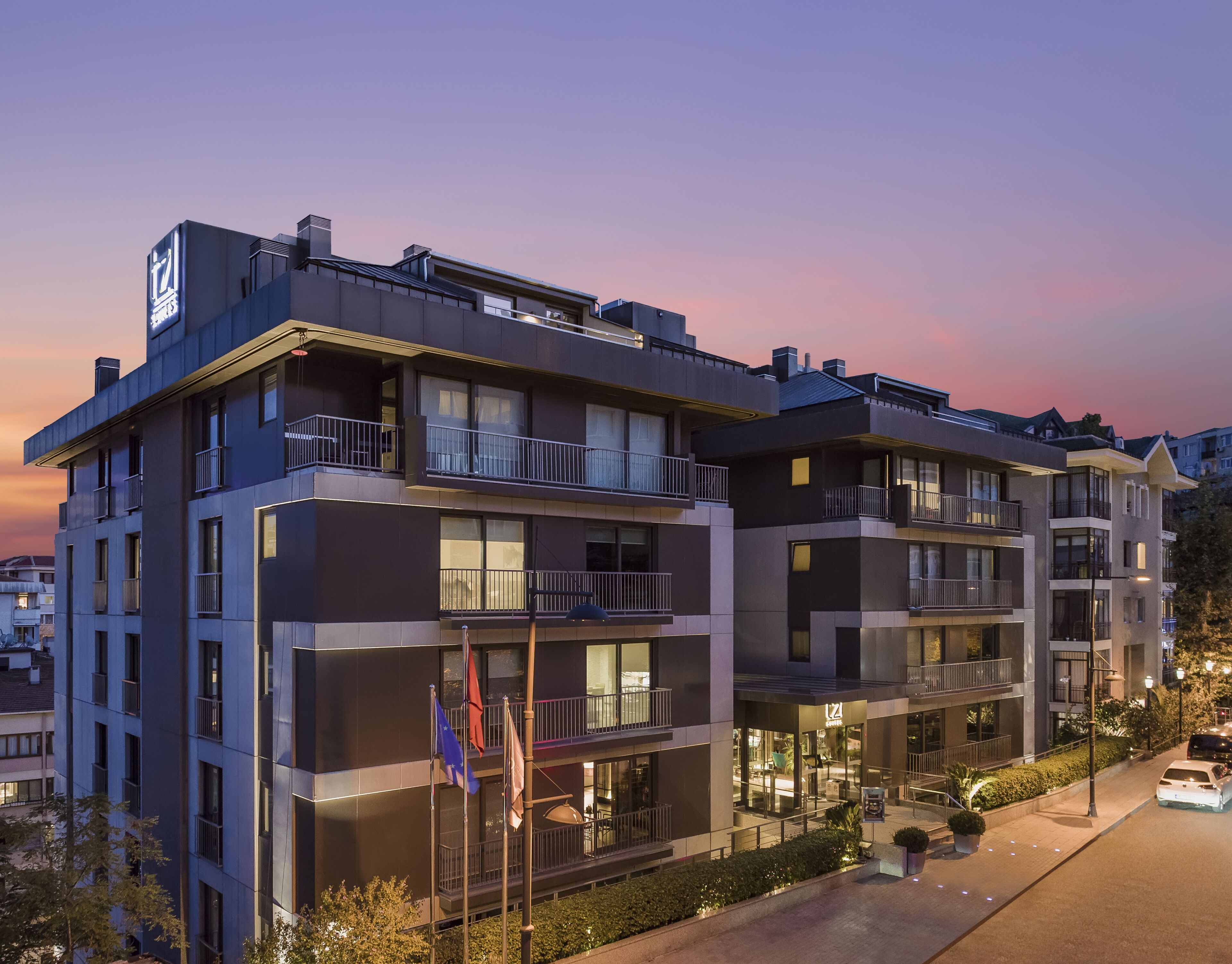 Tzl Suites