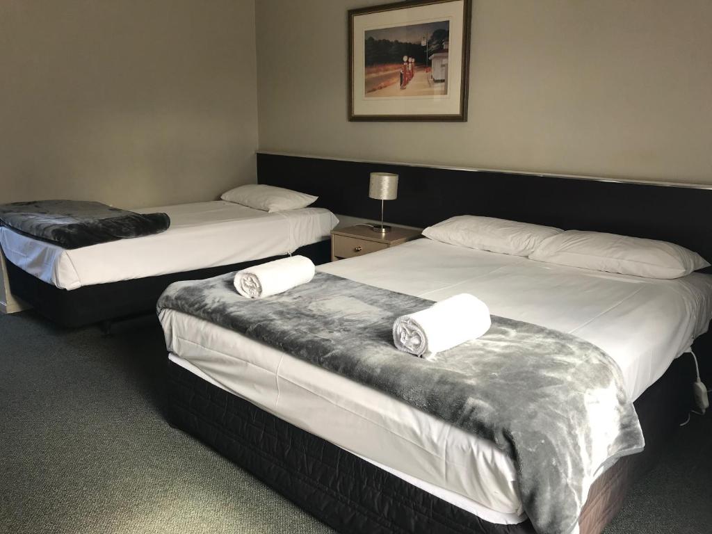 Motel 80