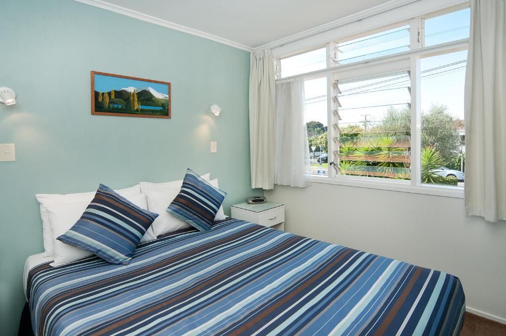 Aarangi Motel