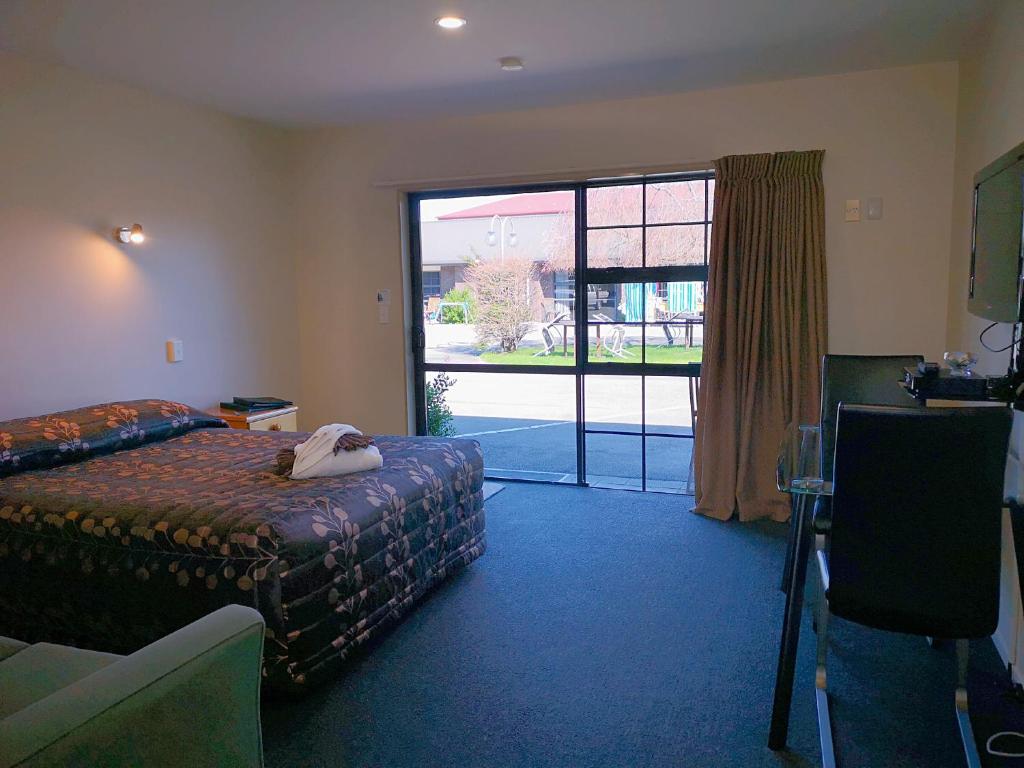 Aston Court Motel
