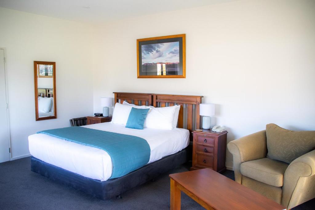 Carrick Lodge Motel