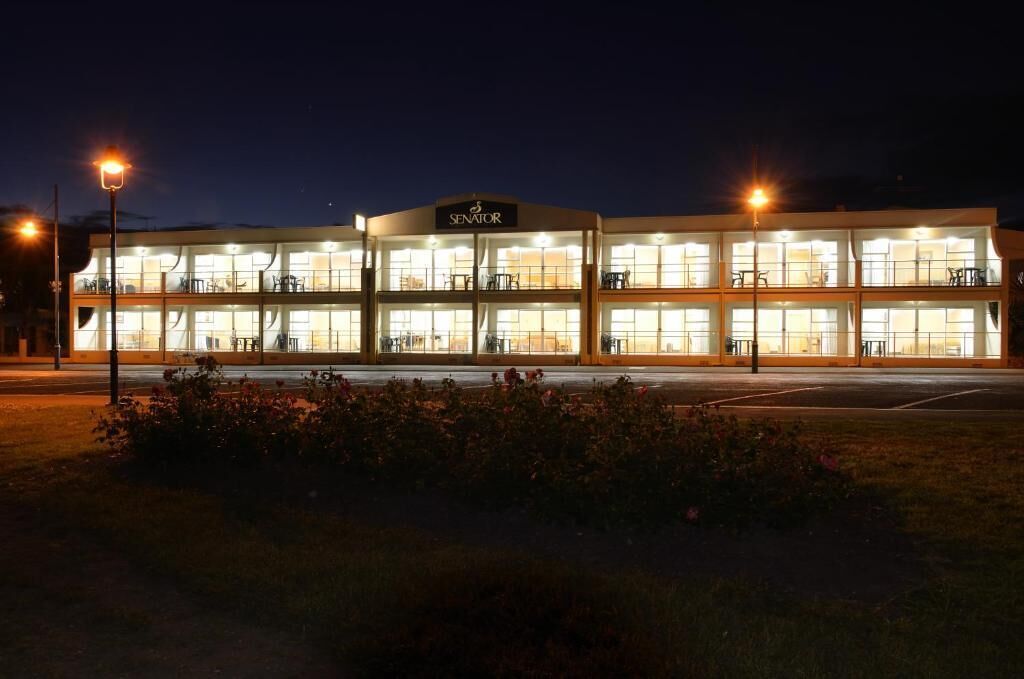 Senator Motor Inn