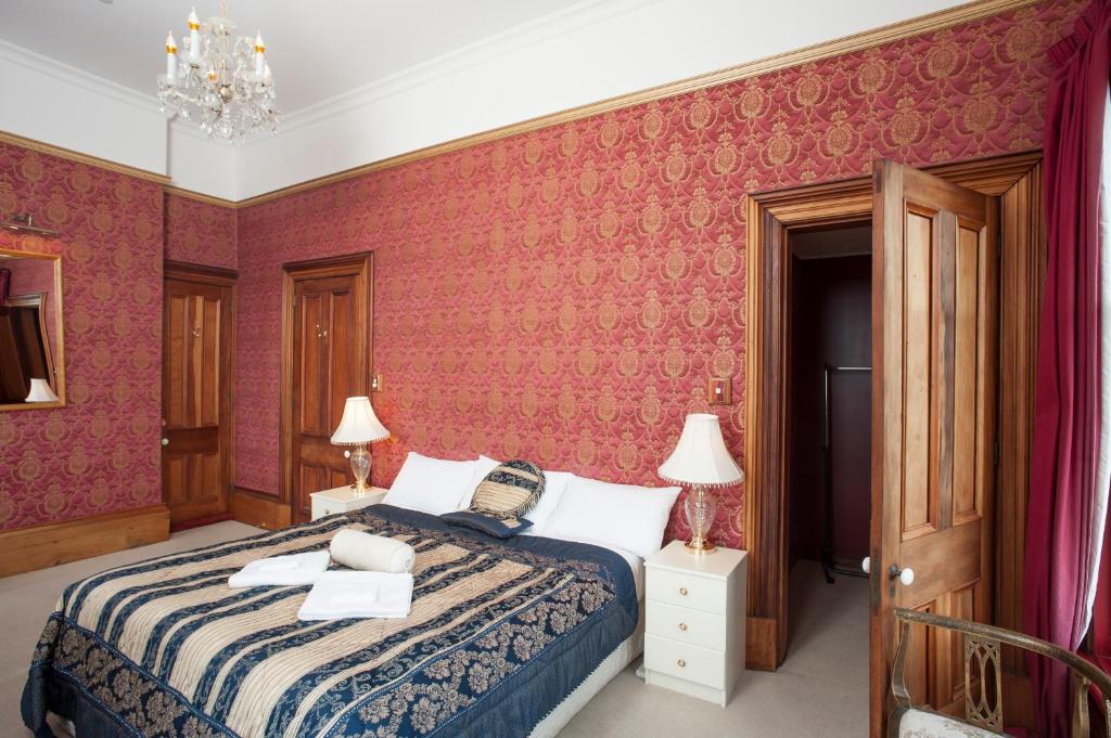 Fellworth House For Solo Travellers