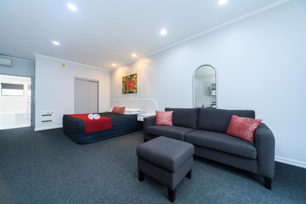 Aubyn Court Spa Motel