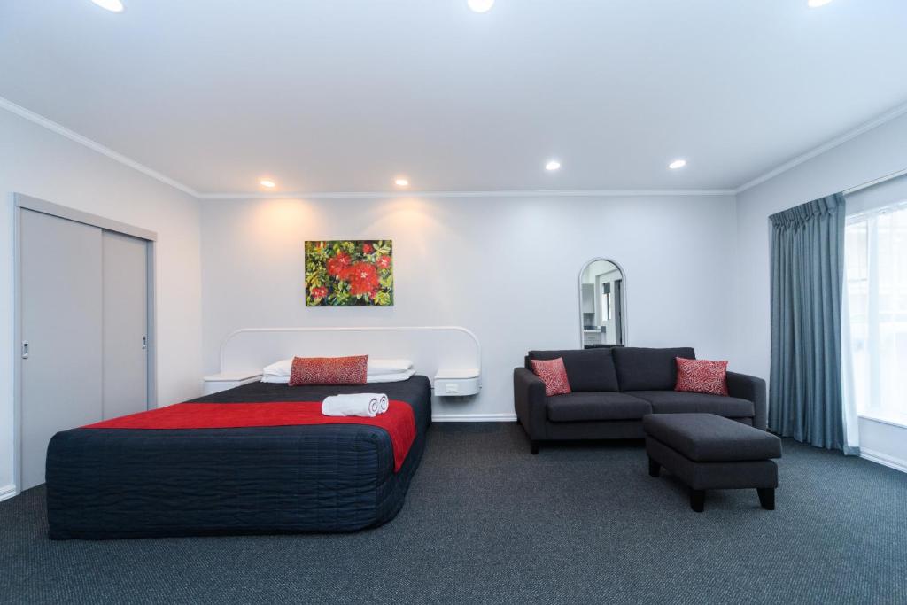 Aubyn Court Spa Motel