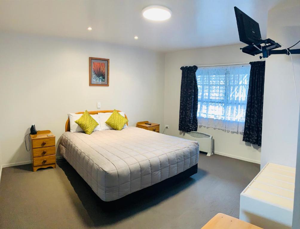 Kingswood Manor Motel