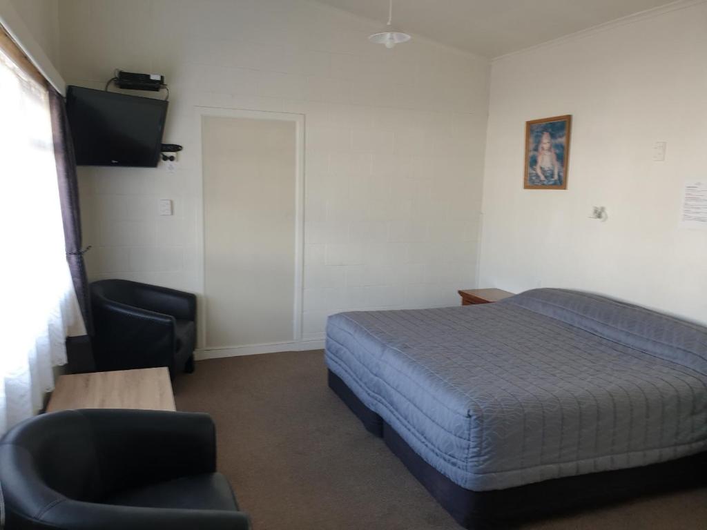 Central Court Motel