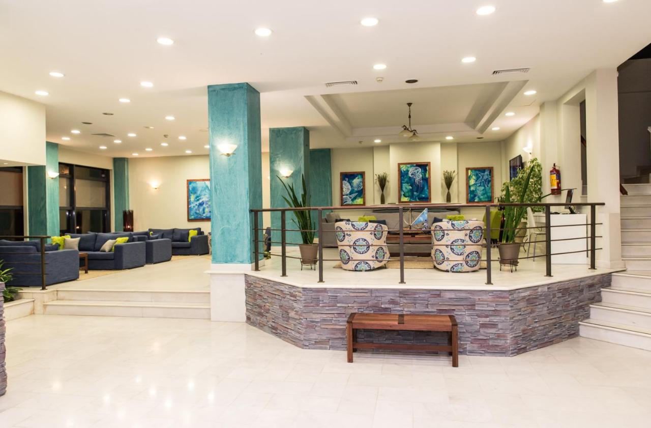 Ostria Hotel
