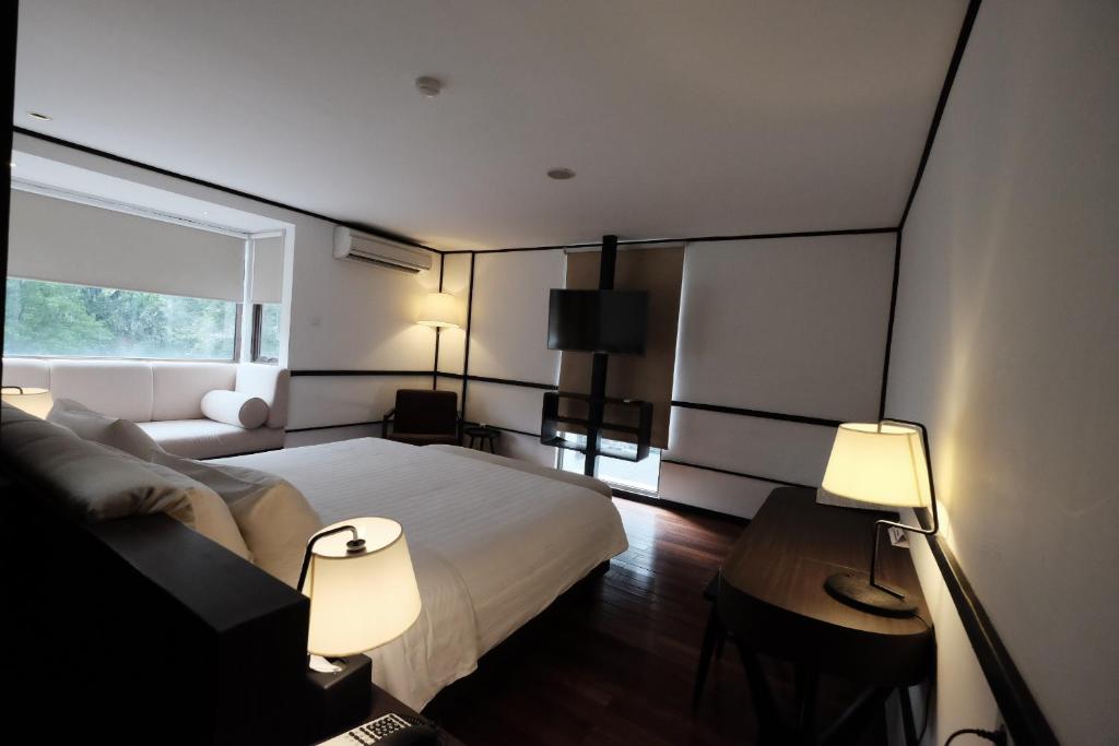 Namin Dago Hotel