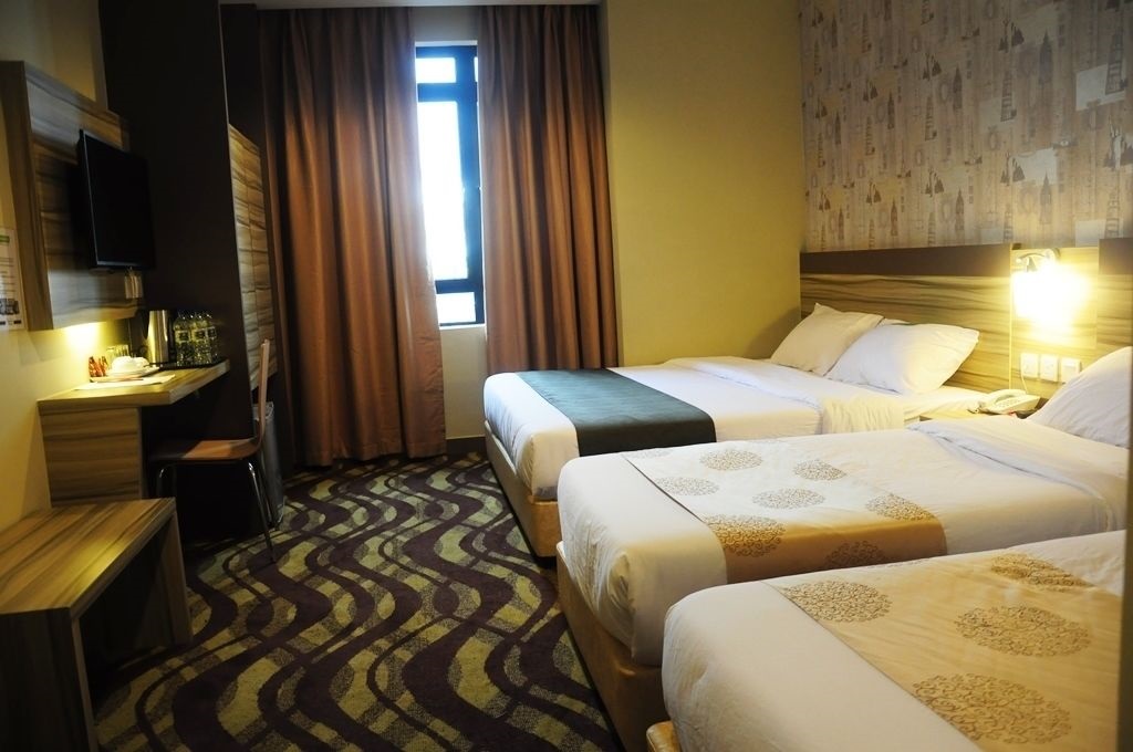 Hotel Zamburger Victory City