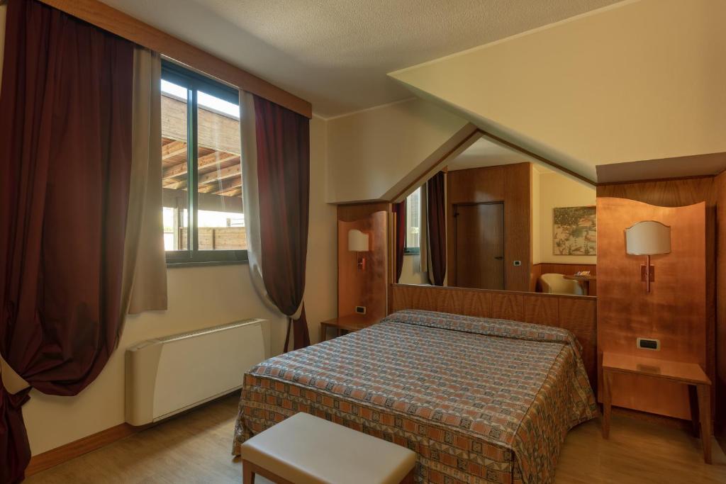 Futura  Motel