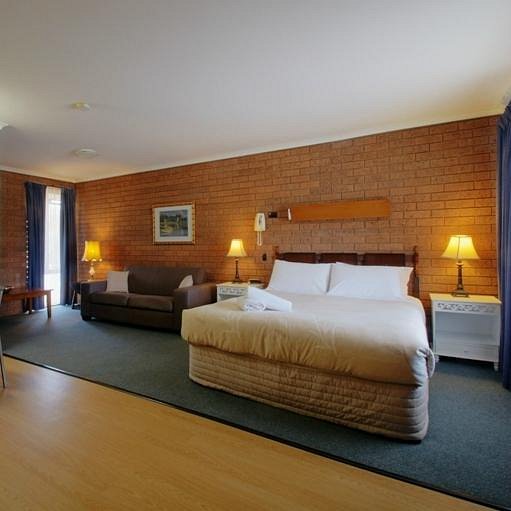 Greenacres Motel
