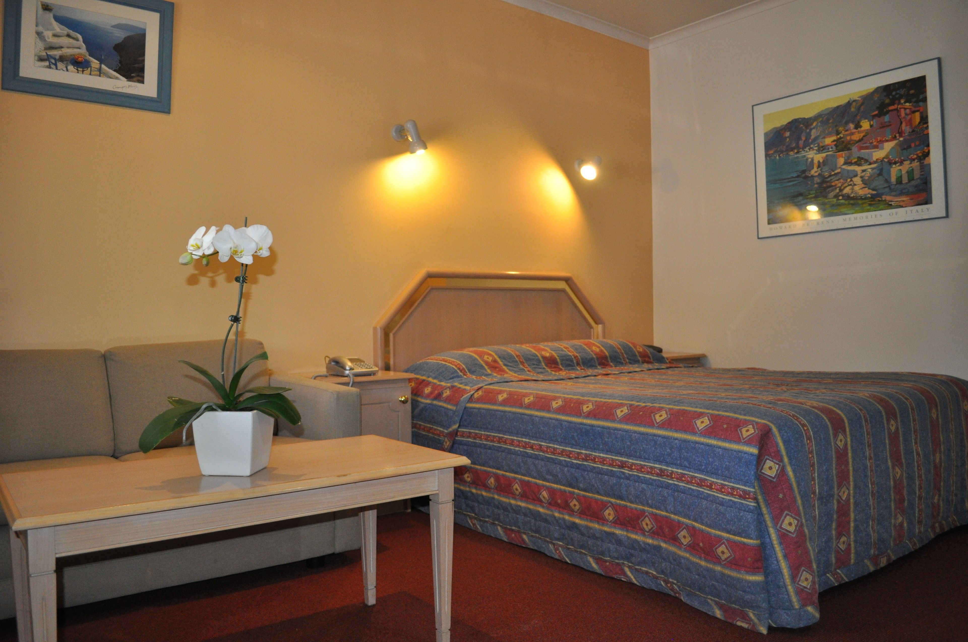Nunawading Motor Inn