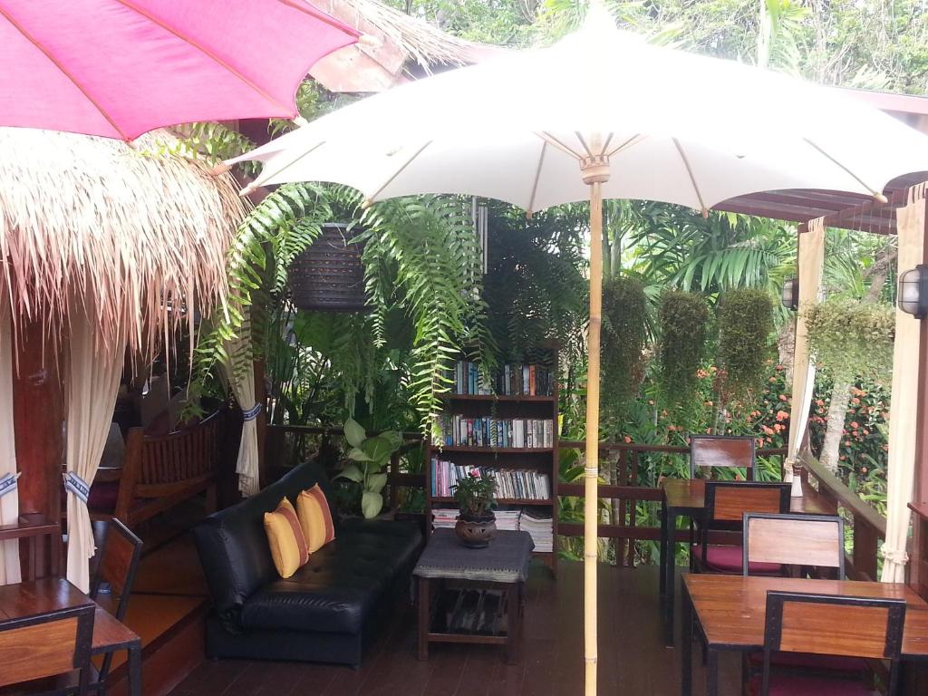 Pura Vida Pai Resort