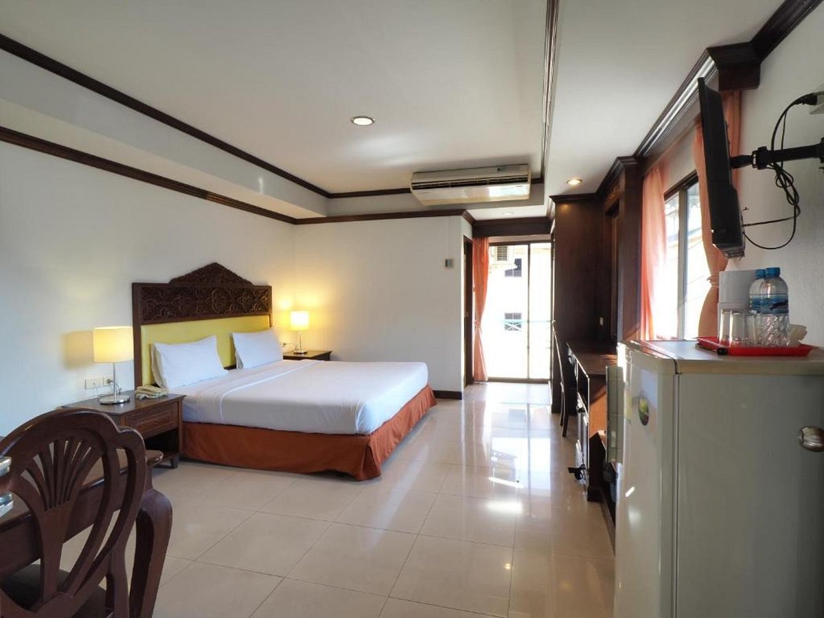 Golden Villa