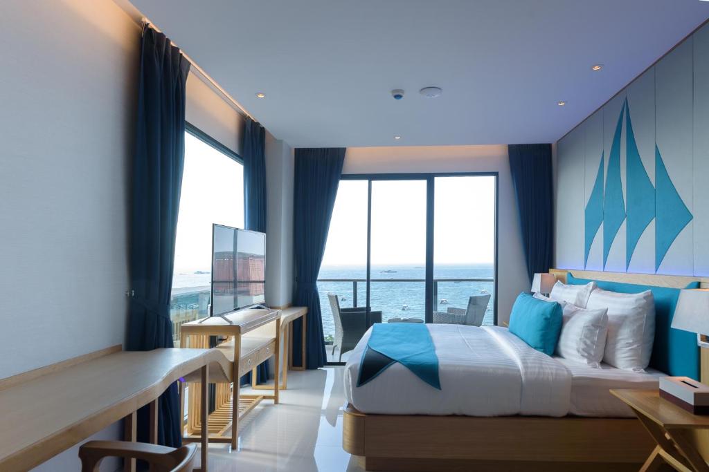 Deep Blue Z10 Pattaya