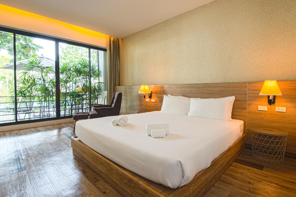 Lumphawa Amphawa Resort (SHA Plus)