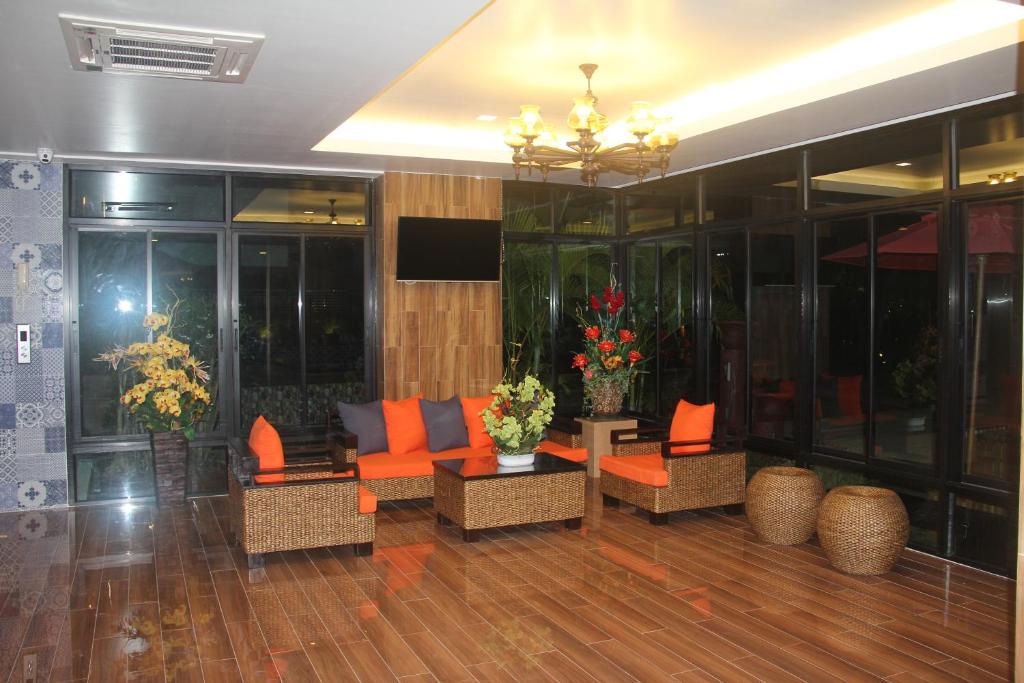 Tawan Anda Garden Hotel