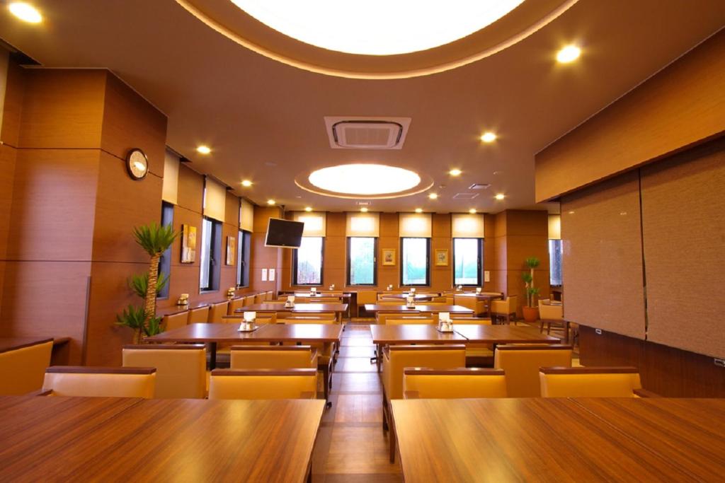 Hotel Route-Inn Iwata Inter