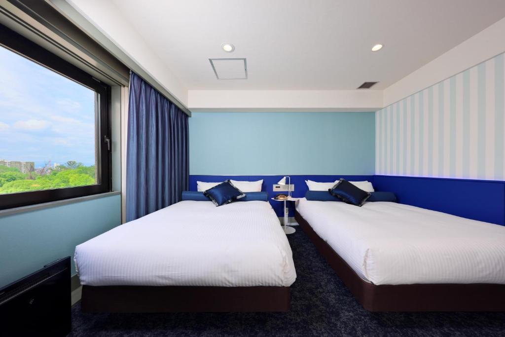 Minami Senri Crystal Hotel