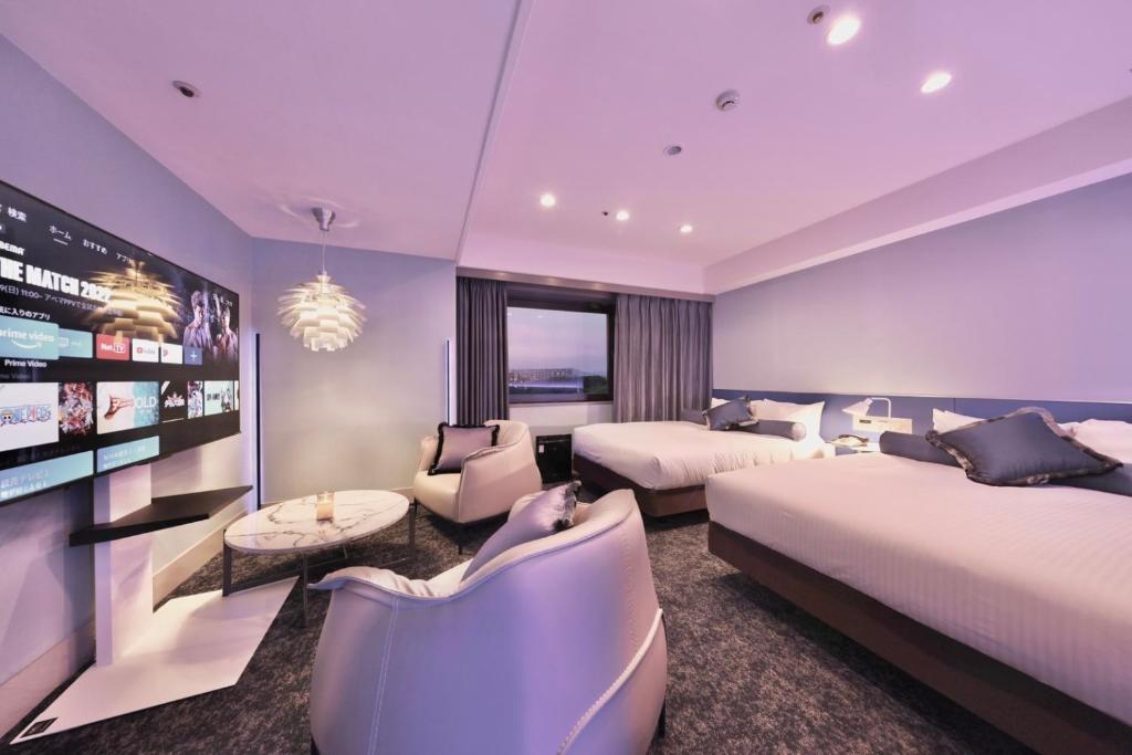 Minami Senri Crystal Hotel