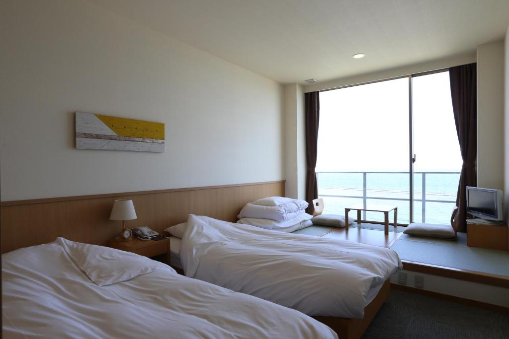 Bayside Square Kaike Hotel