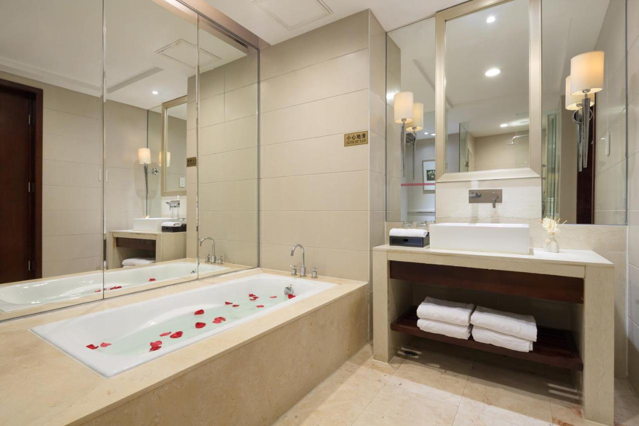 Leisure Hotel Dongguan