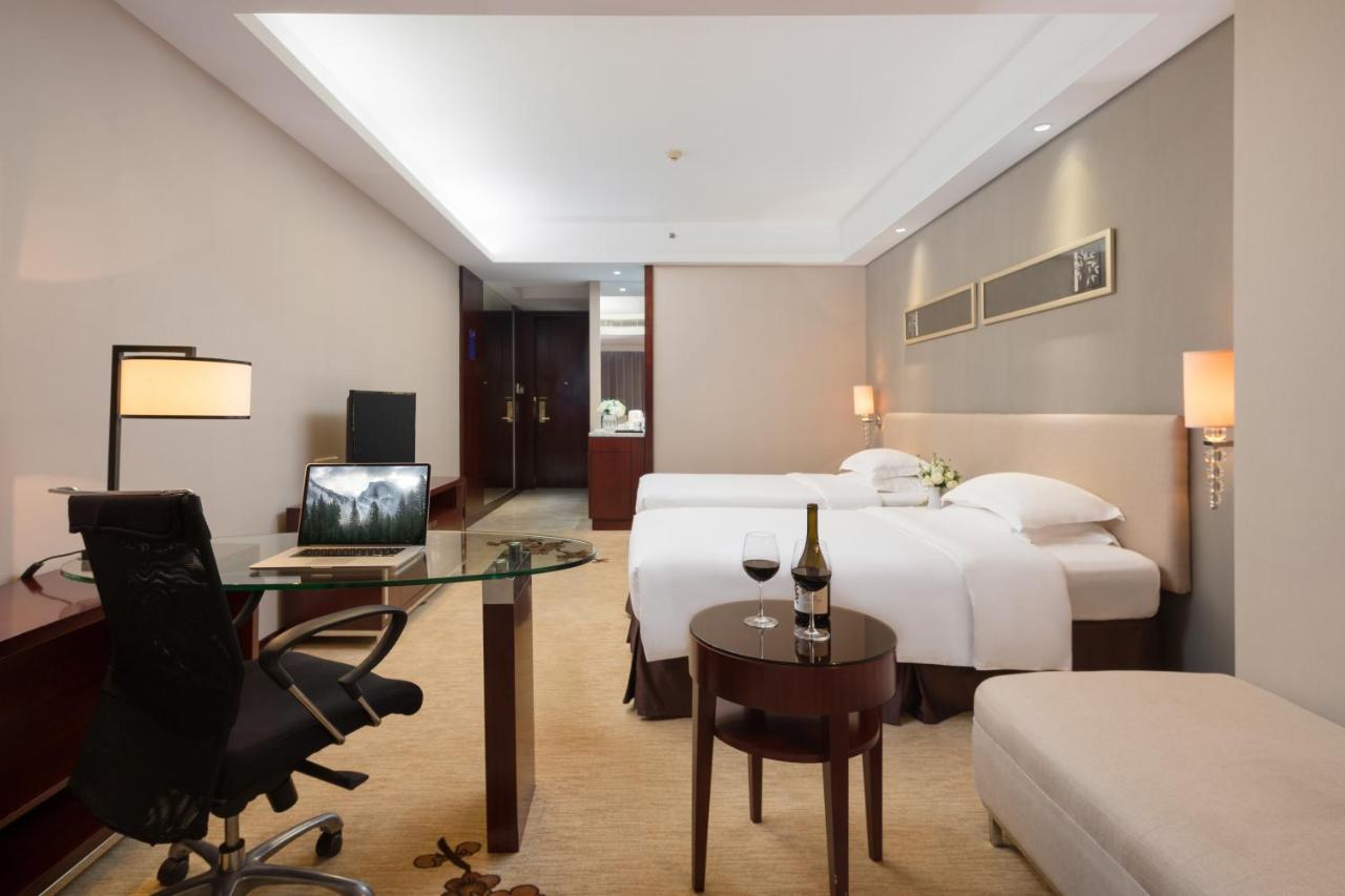 Leisure Hotel Dongguan