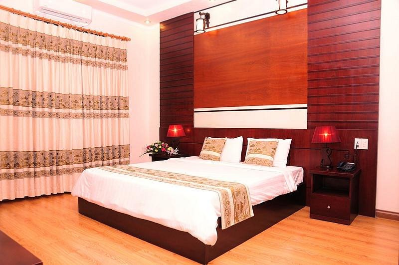 Cuu Long Hotel