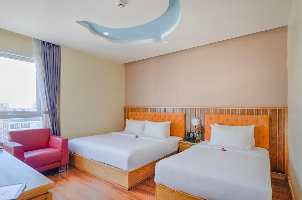 Queen's Finger Hotel