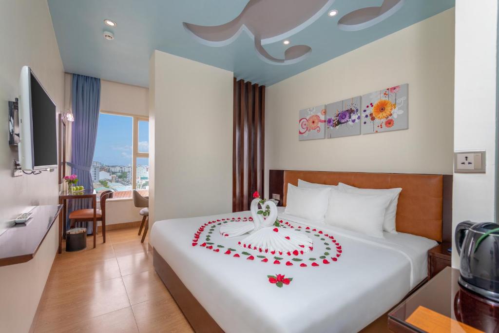 King's Finger Luxury Hotel