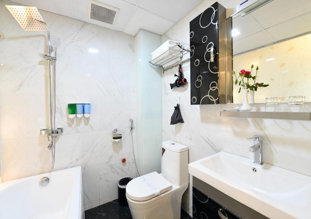 Hanoi Bella Rosa Trendy Hotel