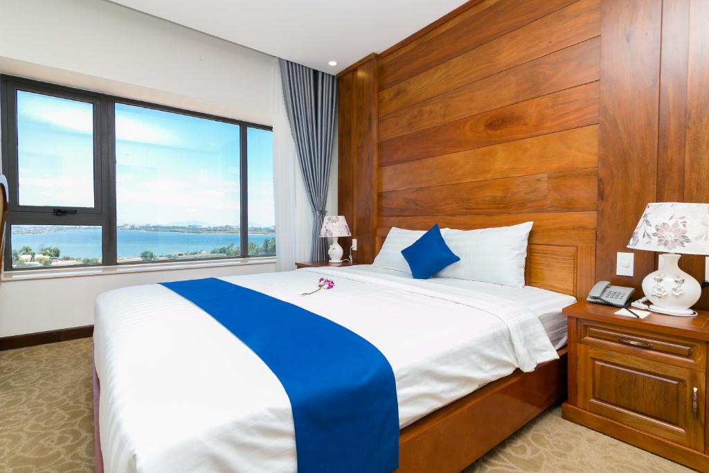 Navy Hotel Cam Ranh