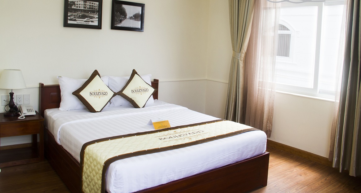 Boulevard Hotel