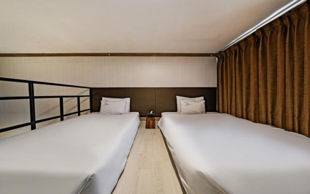 Hotel Hue Loft