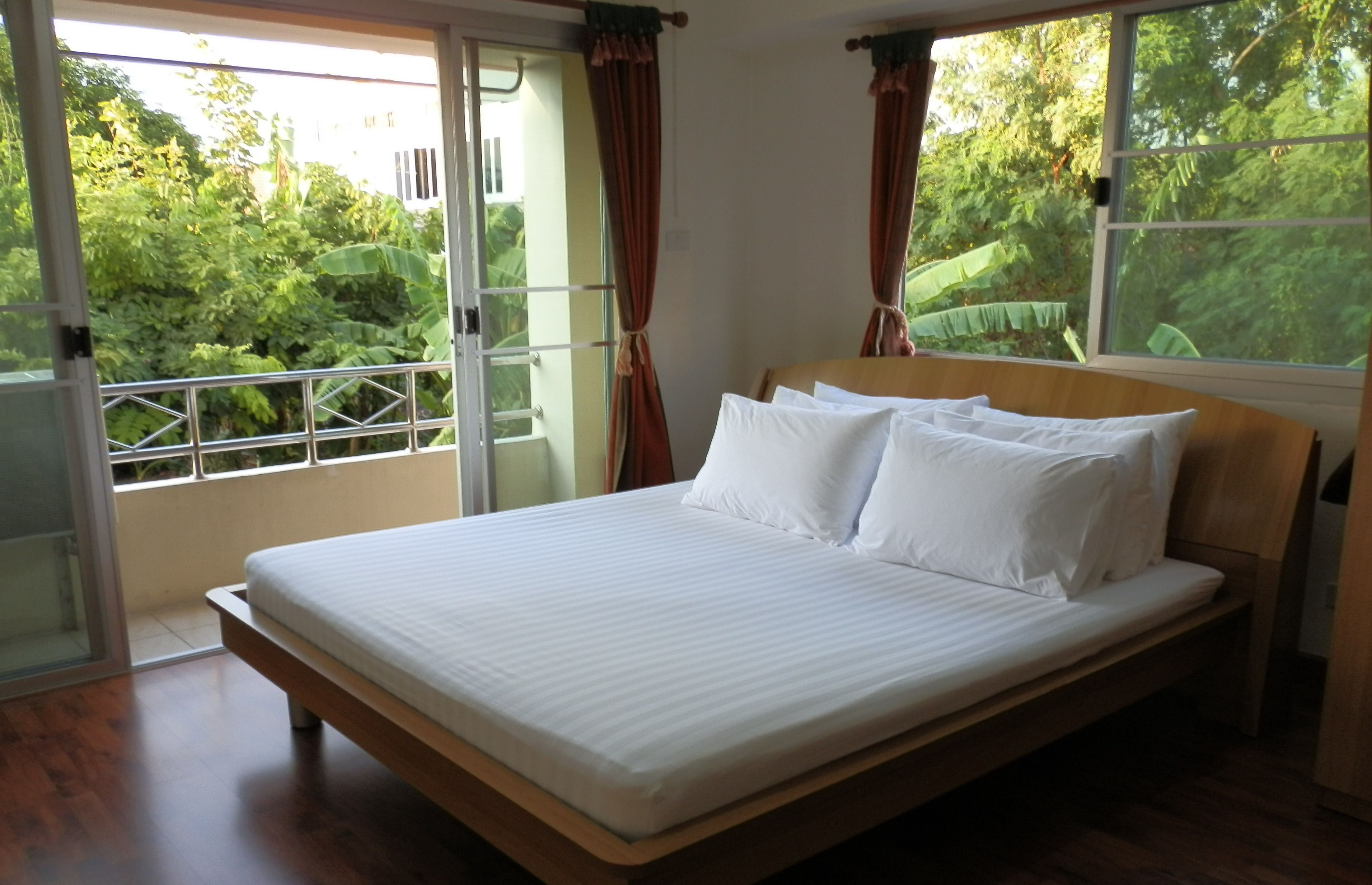Sandy Serviced Apartment