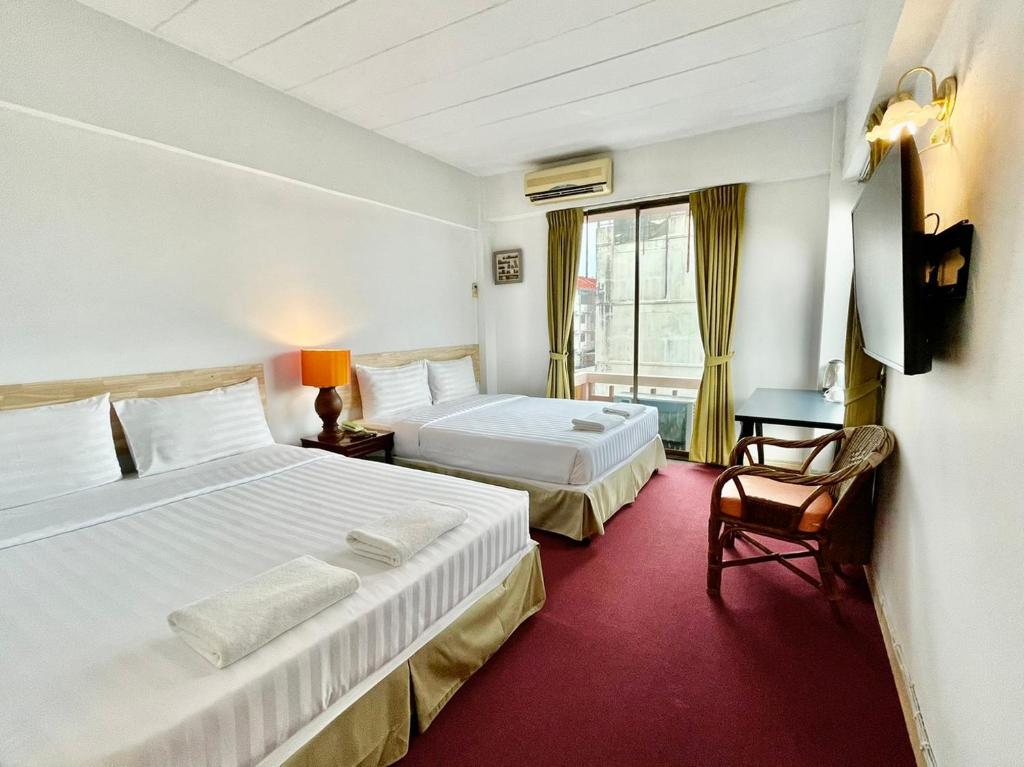 Mango Lagoon Place