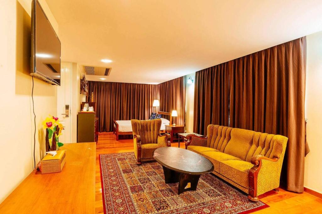 Nine Design Place